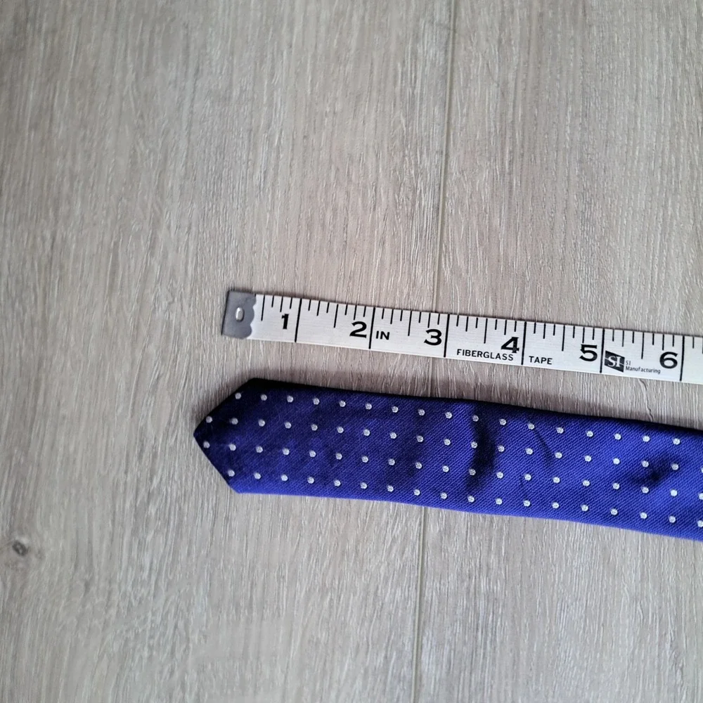 Lauren Ralph Lauren Navy Blue Polka Dot Patterned Silk Tie 57x4 Made In USA